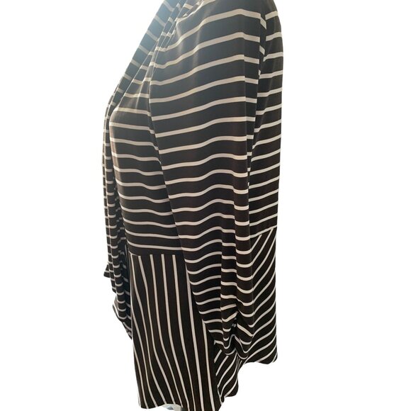 π 2/$30 π Chico's Brown & White Striped Layered Front Jacket Medium - Picture 2 of 5